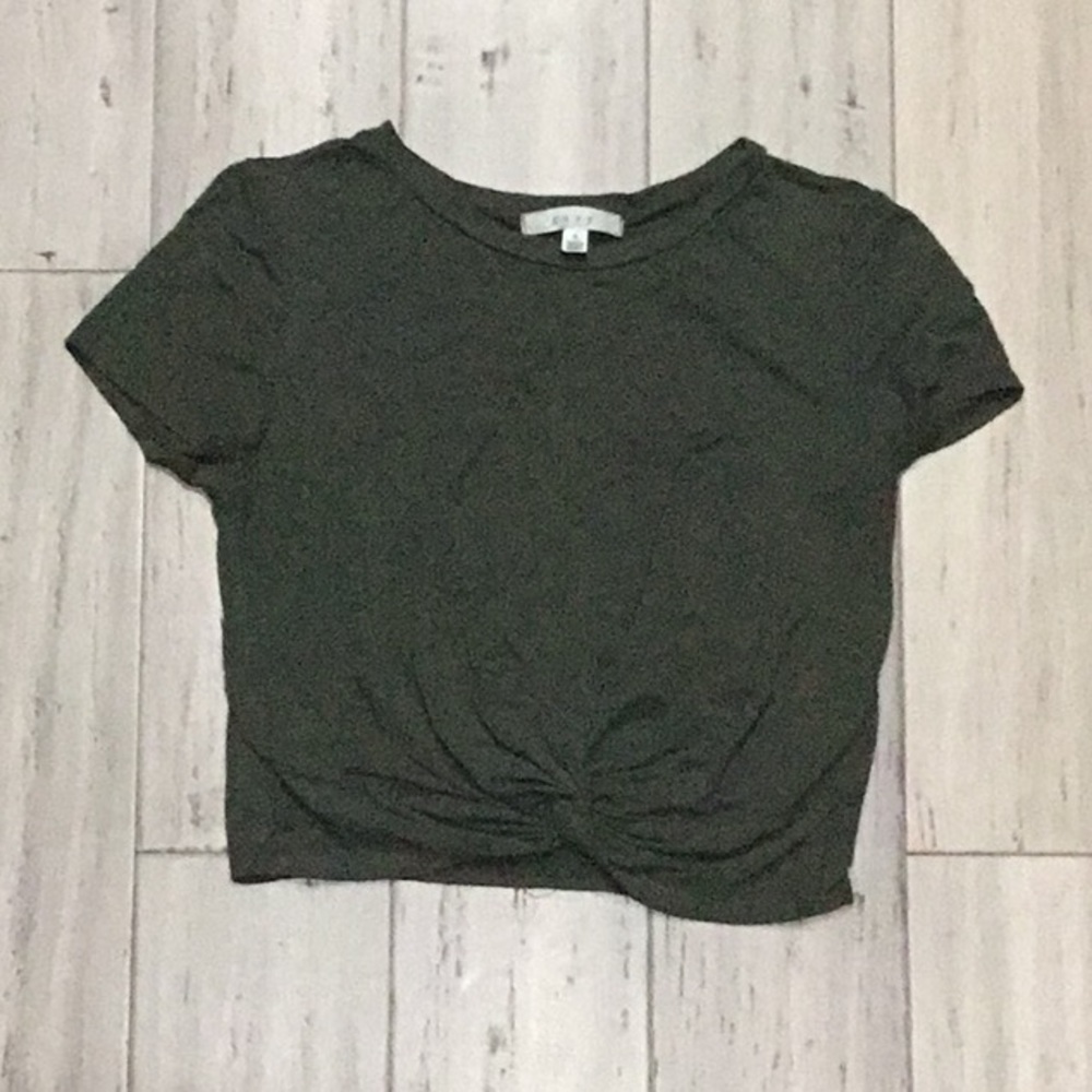 Green crop top